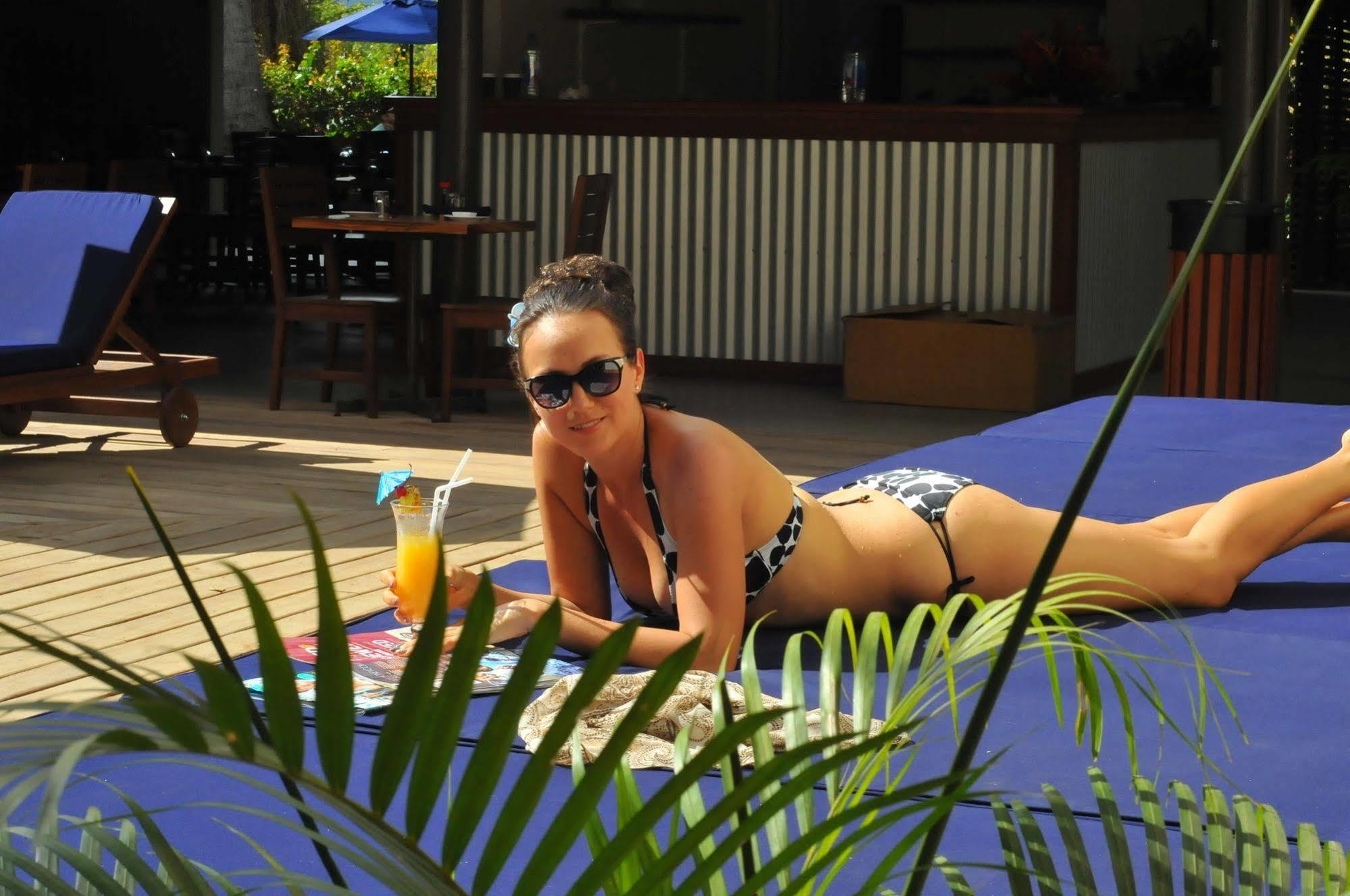 Hotel Oasis Palms à Nadi Extérieur photo