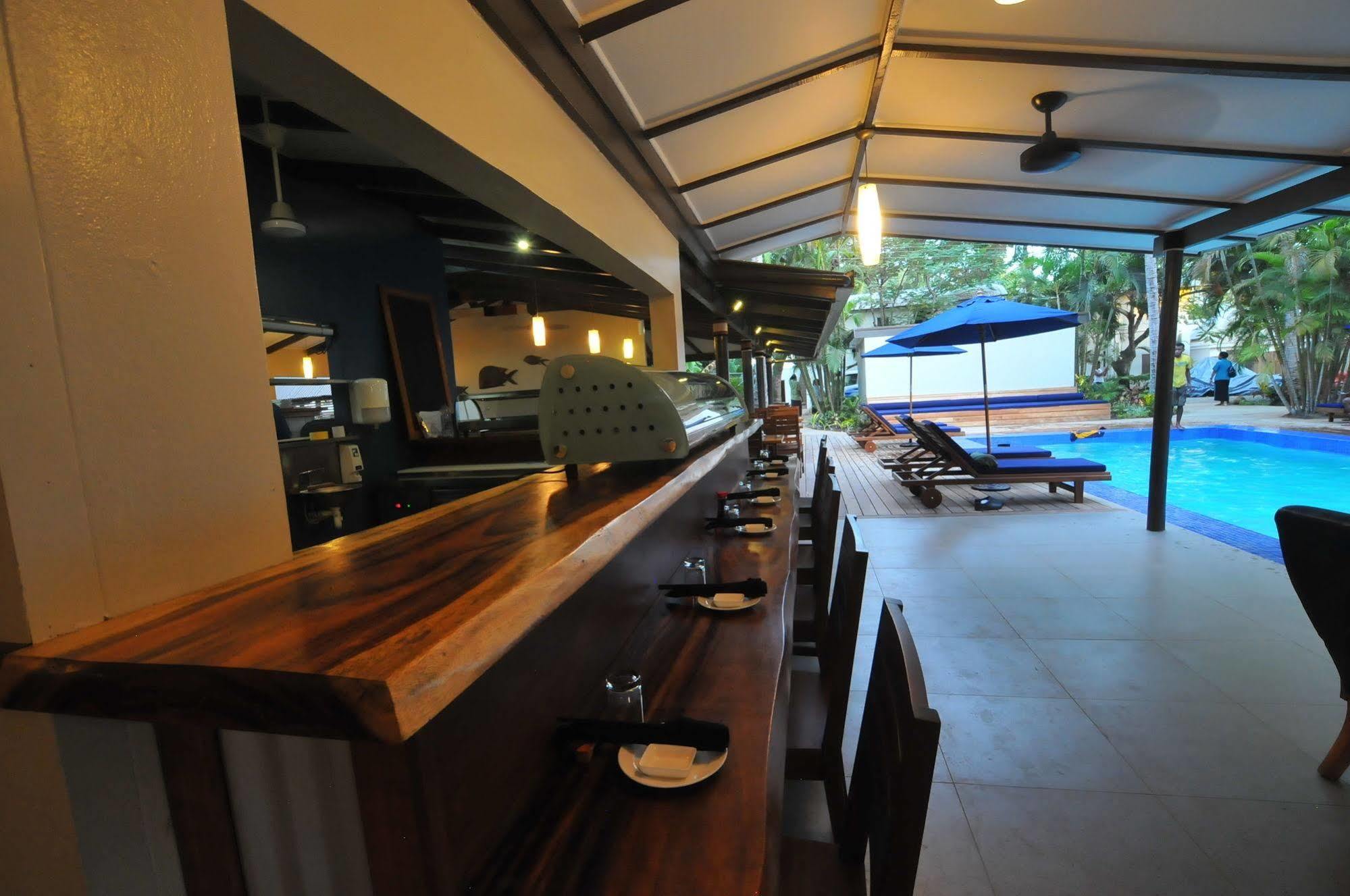 Hotel Oasis Palms à Nadi Extérieur photo